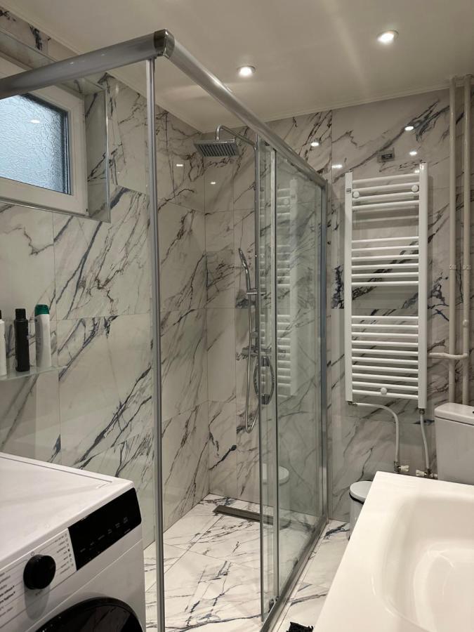 The Alchemist Luxury Apartment سكوبجي المظهر الخارجي الصورة